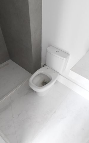 Apartamento à venda com 102m², 2 quartos e 2 vagasBanheiro da Suíte