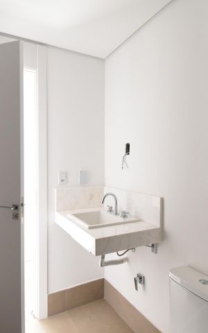 Apartamento à venda com 102m², 2 quartos e 2 vagasBanheiro 2