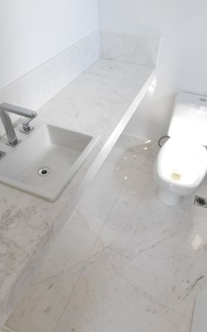 Apartamento à venda com 136m², 3 quartos e 1 vagaBanheiro da Suíte 1