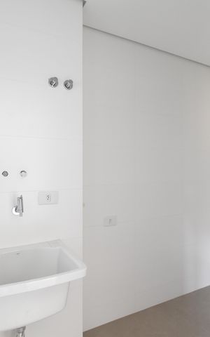 Apartamento à venda com 136m², 3 quartos e 1 vagaÁrea de Serviço