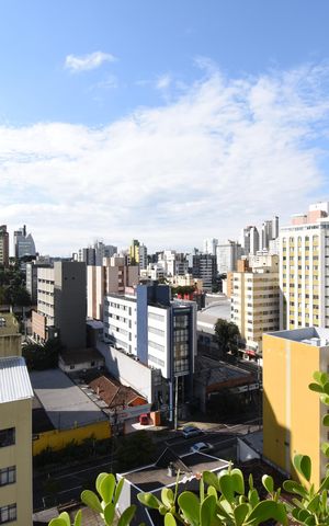 Apartamento à venda com 136m², 3 quartos e 1 vagaSacada