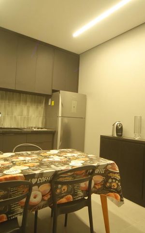 Casa para alugar com 120m², 4 quartos e 2 vagasCozinha 