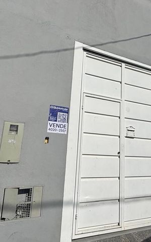 Casa para alugar com 120m², 4 quartos e 2 vagasFachada 