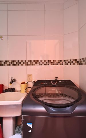 Apartamento à venda com 84m², 3 quartos e 2 vagas Apartamento à venda com 84m², 3 quartos e 2 vagasLavanderia