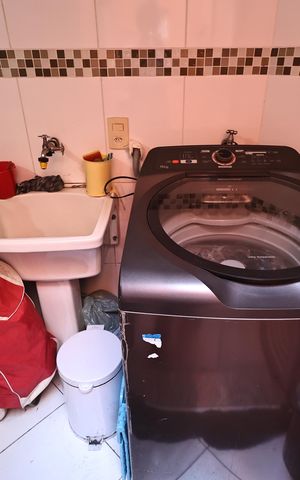 Apartamento à venda com 84m², 3 quartos e 2 vagas Apartamento à venda com 84m², 3 quartos e 2 vagasLavanderia