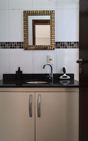 Apartamento à venda com 84m², 3 quartos e 2 vagas Apartamento à venda com 84m², 3 quartos e 2 vagasBanheiro da Suíte
