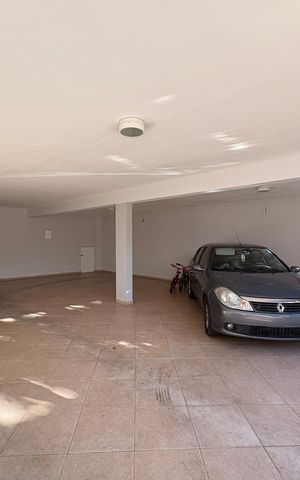 Apartamento à venda com 84m², 3 quartos e 2 vagas Apartamento à venda com 84m², 3 quartos e 2 vagasGaragem