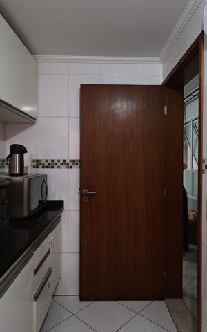 Apartamento à venda com 84m², 3 quartos e 2 vagas Apartamento à venda com 84m², 3 quartos e 2 vagasCozinha