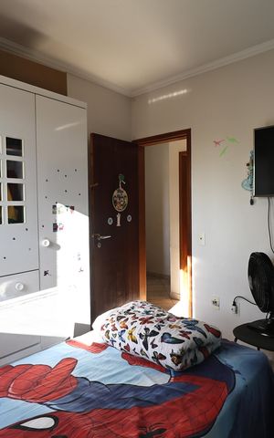 Apartamento à venda com 84m², 3 quartos e 2 vagas Apartamento à venda com 84m², 3 quartos e 2 vagasQuarto 1