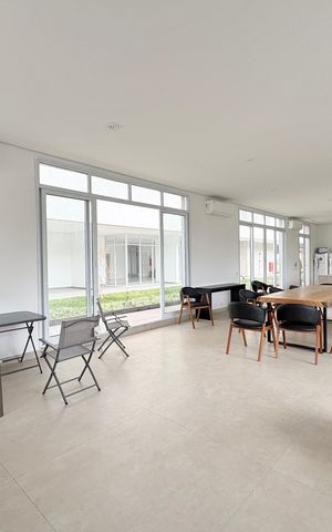Apartamento à venda com 100m², 3 quartos e 2 vagas Apartamento à venda com 100m², 3 quartos e 2 vagasÁrea comum - Salão de festas 2