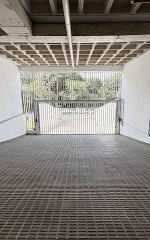 Apartamento à venda com 100m², 3 quartos e 2 vagas Apartamento à venda com 100m², 3 quartos e 2 vagasGaragem