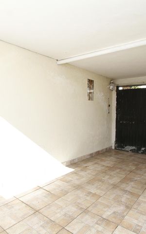 Casa à venda com 200m², 3 quartos e 1 vagaGaragem