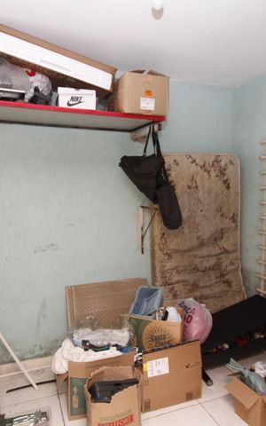 Casa à venda com 200m², 3 quartos e 1 vagaLOJA