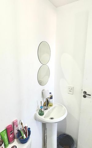 Apartamento à venda com 32m², 2 quartos e sem vaga Apartamento à venda com 32m², 2 quartos e sem vagaBanheiro