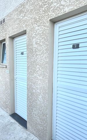Apartamento à venda com 32m², 2 quartos e sem vaga Apartamento à venda com 32m², 2 quartos e sem vagaÁrea comum