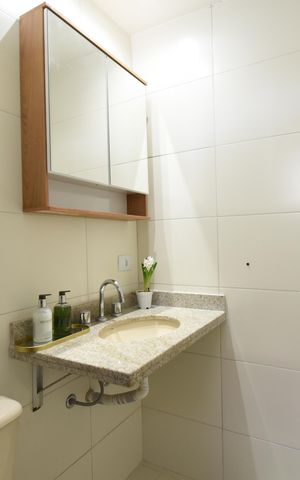 Casa de condomínio para alugar com 114m², 3 quartos e 2 vagasBanheiro da Suíte
