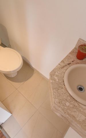 Casa de condomínio para alugar com 114m², 3 quartos e 2 vagasLavabo