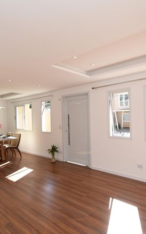Casa de condomínio para alugar com 114m², 3 quartos e 2 vagasSala