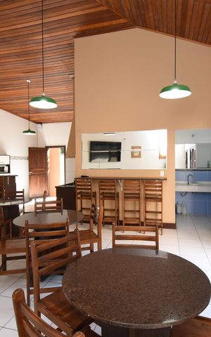 Casa de condomínio para alugar com 114m², 3 quartos e 2 vagasÁrea comum - Salão de festas