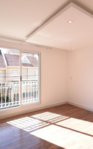 Casa de condomínio para alugar com 114m², 3 quartos e 2 vagasSuíte