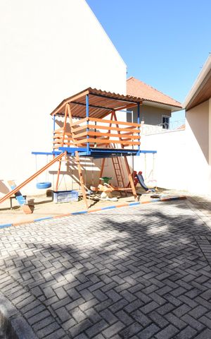 Casa de condomínio para alugar com 114m², 3 quartos e 2 vagasÁrea comum - Playground