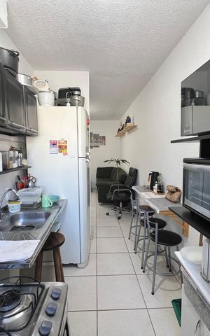 Apartamento à venda com 48m², 2 quartos e 1 vaga Apartamento à venda com 48m², 2 quartos e 1 vagaCozinha