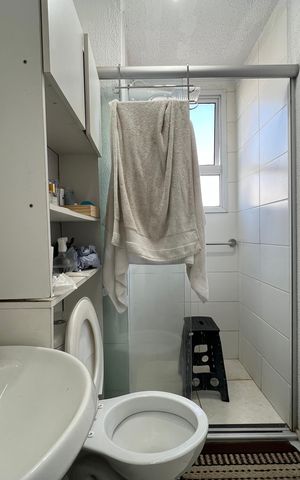 Apartamento à venda com 48m², 2 quartos e 1 vaga Apartamento à venda com 48m², 2 quartos e 1 vagaBanheiro Social