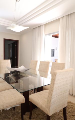 Casa para alugar com 461m², 6 quartos e 5 vagasSala de Jantar