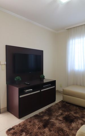 Casa para alugar com 461m², 6 quartos e 5 vagasSala de TV