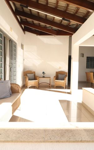 Casa para alugar com 461m², 6 quartos e 5 vagasPiscina