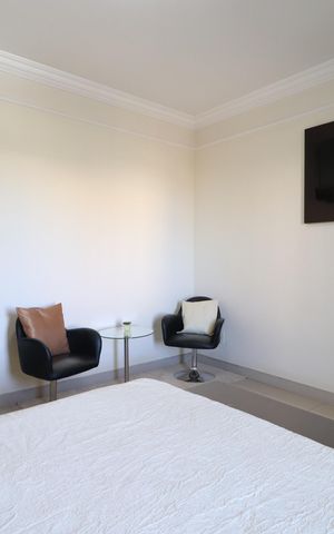 Casa para alugar com 461m², 6 quartos e 5 vagasSuíte 2