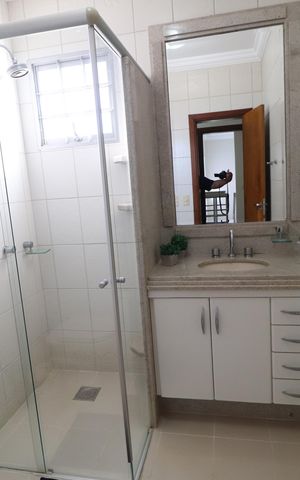 Casa para alugar com 461m², 6 quartos e 5 vagasBanheiro da Suíte 3
