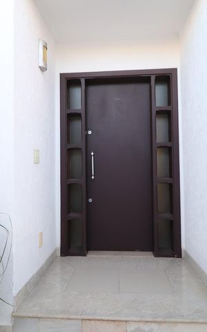 Casa para alugar com 461m², 6 quartos e 5 vagasHall de entrada