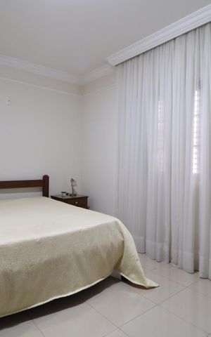 Casa para alugar com 461m², 6 quartos e 5 vagasSuíte 3