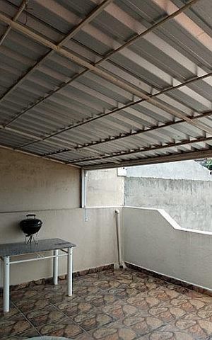 Casa à venda com 300m², 5 quartos e 4 vagas Casa à venda com 300m², 5 quartos e 4 vagasQUINTAL