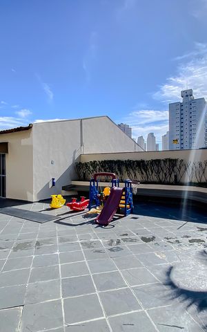 Apartamento à venda com 60m², 2 quartos e 1 vaga Apartamento à venda com 60m², 2 quartos e 1 vagaÁrea comum - Playground