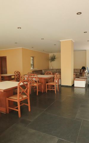 Apartamento à venda com 198m², 4 quartos e 3 vagasÁrea comum - Salão de festas
