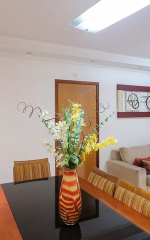 Apartamento à venda com 110m², 3 quartos e 2 vagasSala