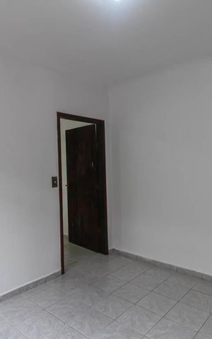Casa para alugar com 36m², 1 quarto e 1 vaga Casa para alugar com 36m², 1 quarto e 1 vagaSala