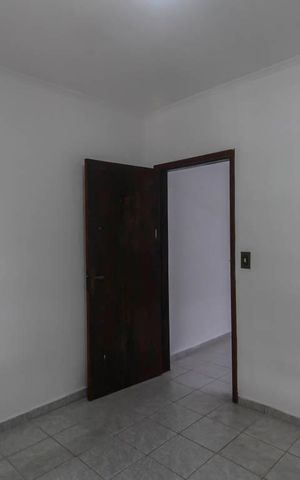 Casa para alugar com 36m², 1 quarto e 1 vaga Casa para alugar com 36m², 1 quarto e 1 vagaQuarto