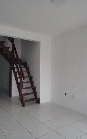 Casa à venda com 200m², 4 quartos e 2 vagassala