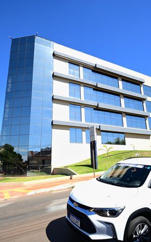 Casa à venda com 432m², 11 quartos e 2 vagas Casa à venda com 432m², 11 quartos e 2 vagasVista da rua