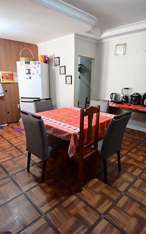 Casa à venda com 432m², 11 quartos e 2 vagas Casa à venda com 432m², 11 quartos e 2 vagasCozinha