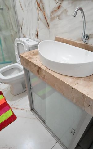 Casa à venda com 432m², 11 quartos e 2 vagas Casa à venda com 432m², 11 quartos e 2 vagasBanheiro social