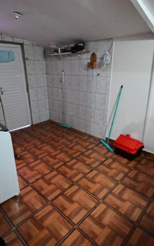 Casa à venda com 432m², 11 quartos e 2 vagas Casa à venda com 432m², 11 quartos e 2 vagasÁrea de serviço