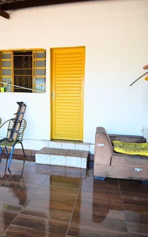 Casa à venda com 432m², 11 quartos e 2 vagas Casa à venda com 432m², 11 quartos e 2 vagasFachada
