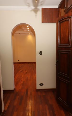Casa à venda com 300m², 3 quartos e 2 vagasCloset da suíte 1