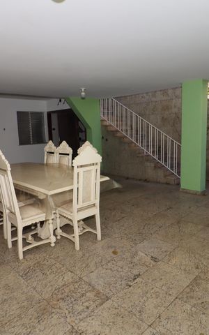 Casa à venda com 300m², 3 quartos e 2 vagasChurrasqueira