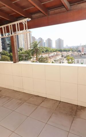 Casa à venda com 300m², 3 quartos e 2 vagasÁrea de Serviço