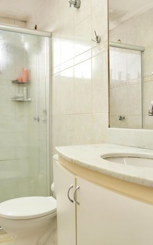 Apartamento à venda com 95m², 3 quartos e 1 vaga Apartamento à venda com 95m², 3 quartos e 1 vagaBanheiro Social